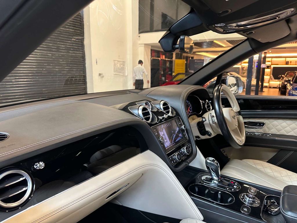 Bentley Bentayga 4.0D V8 4Wd Euro 6 Ss Black #41