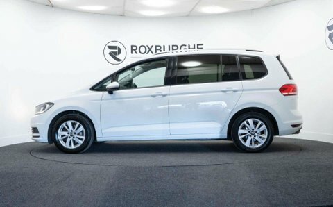 Volkswagen Touran 2L Se White #4