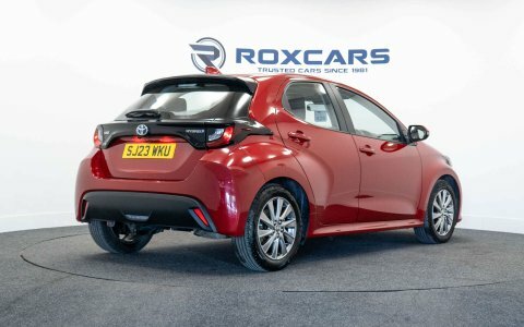 Toyota Yaris Hatchback SJ23WKU Red #6