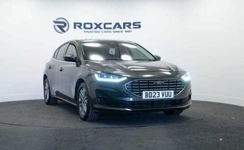 Ford Focus Hatchback BD23VUU Grey