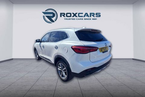 MG HS Suv AF72HTZ White