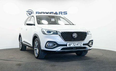 MG HS Suv White