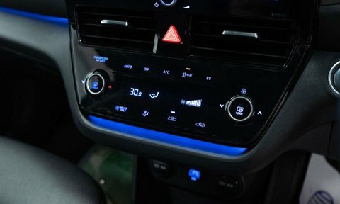Hyundai Ioniq 77Kwh Namsan Edition Blue #25