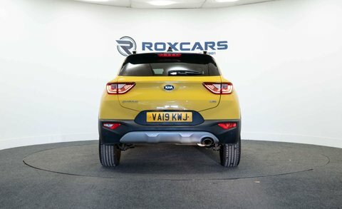 Kia Stonic Suv Yellow #6