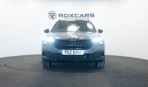 Skoda Kamiq Suv YGZ6951 Grey #2