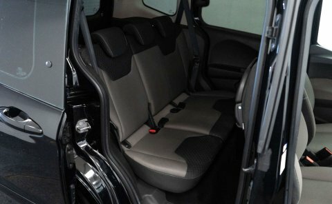Ford Tourneo Courier 1.5 Tdci Zetec Mpv Euro 6 Red #27