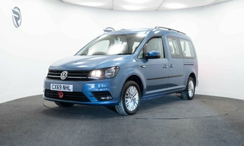Volkswagen Caddy Maxi Mpv CX69NHL Blue #3