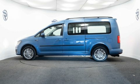 Volkswagen Caddy Maxi Mpv CX69NHL Blue #4