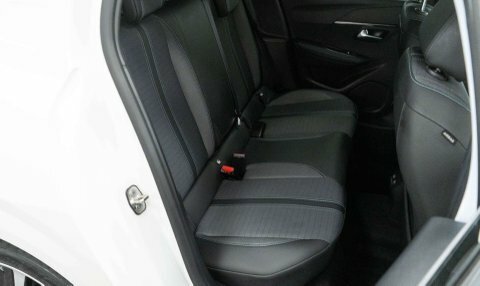 Peugeot 208 Puretech Allure Ss Red #30
