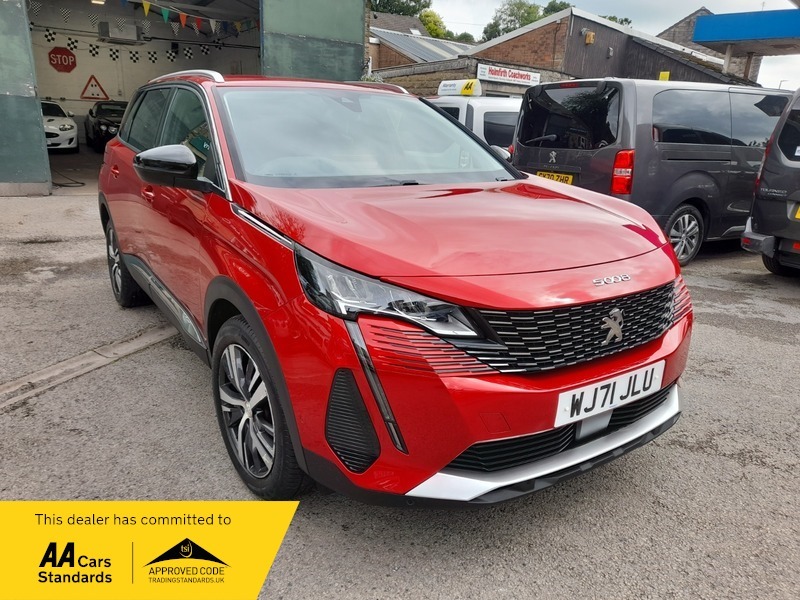 Peugeot 5008 Bluehdi S S Allure Red