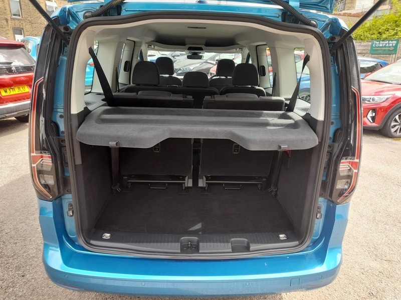 Volkswagen Caddy Maxi Life C20 Life Maxi 122 Ps 2.0 Tdi 6Sp Mpv Red #18