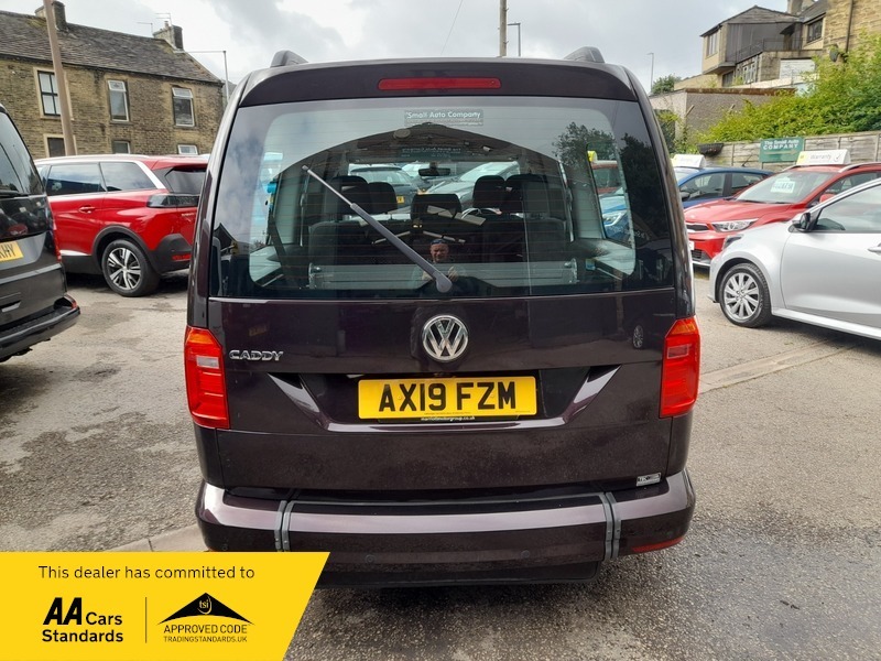 Volkswagen Caddy Maxi Life C20 Maxi Life Tdi Purple #5