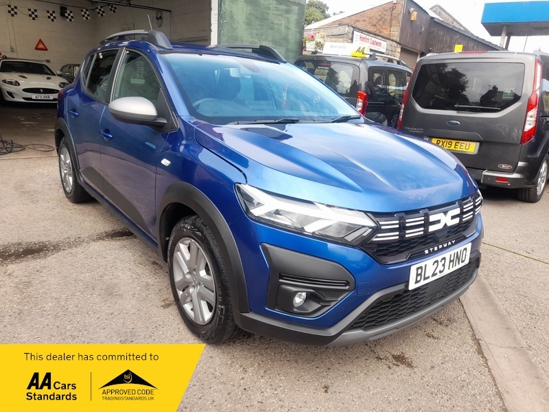 Dacia Sandero Stepway Stepway Expression Tce 1 Blue