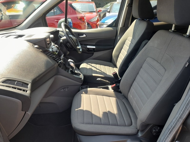 Ford Grand Tourneo Connect 1.5L Titanium Blue #21