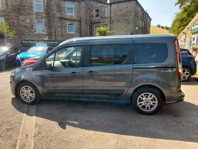 Ford Grand Tourneo Connect 1.5L Titanium Blue #8