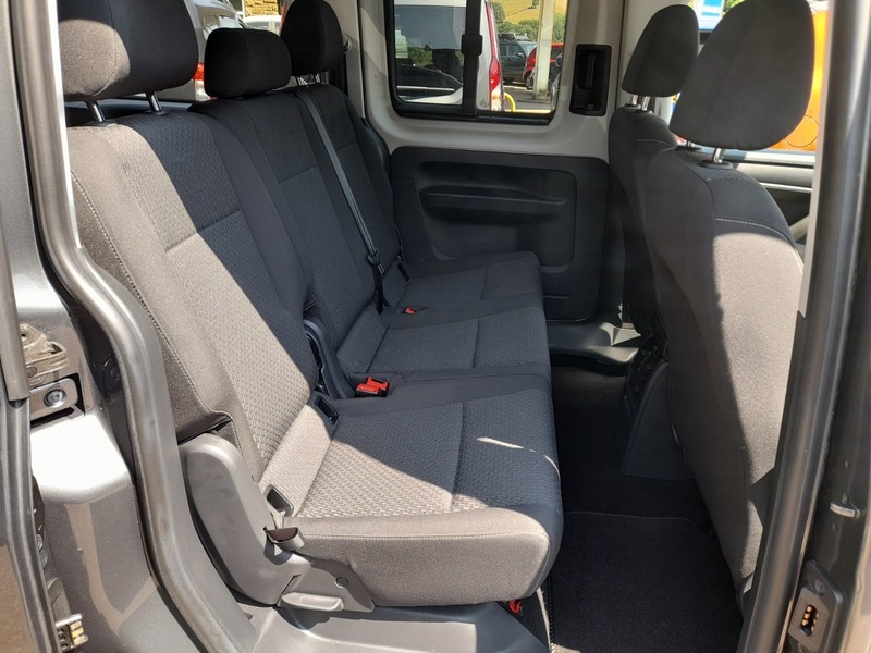 Volkswagen Caddy Maxi Life 2L Null Grey #14