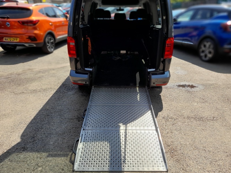 Volkswagen Caddy Maxi Life 2L Null Grey #18