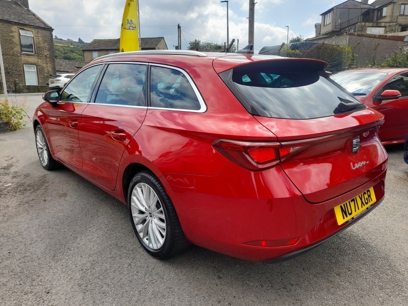 Seat Leon 1.5 Etsi Evo Xcellence Red #5