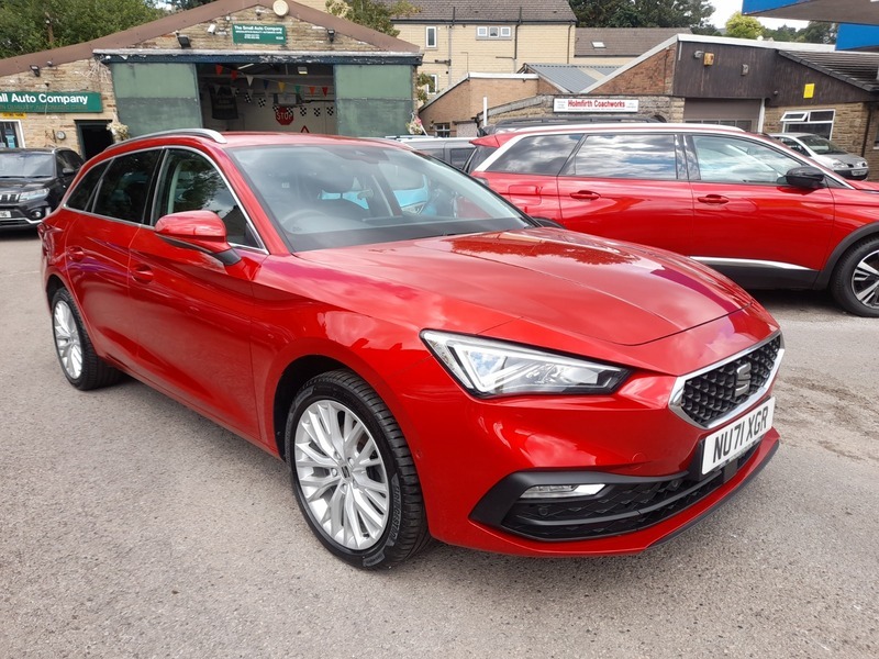Seat Leon 1.5 Etsi Evo Xcellence Red