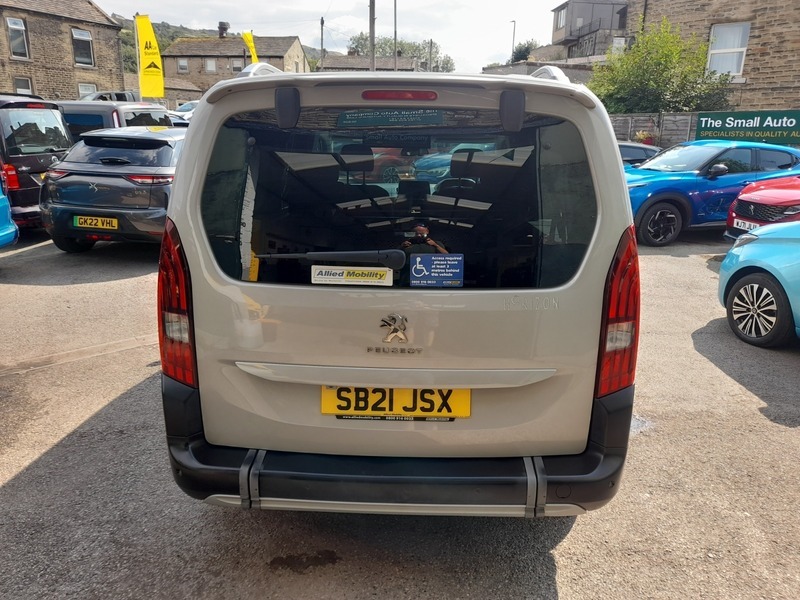 Peugeot Rifter 1.5 Hdi Blue Allure Beige #5