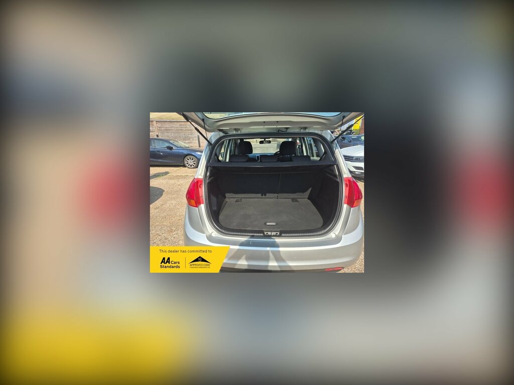 Kia Venga 1.4 Ecodynamics 1 Air Mpv Euro 5 Silver #4