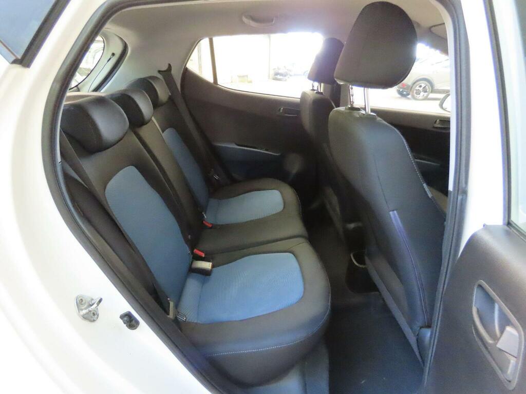 Hyundai I10 2014 1.0 Premium Hatchback Euro White #10