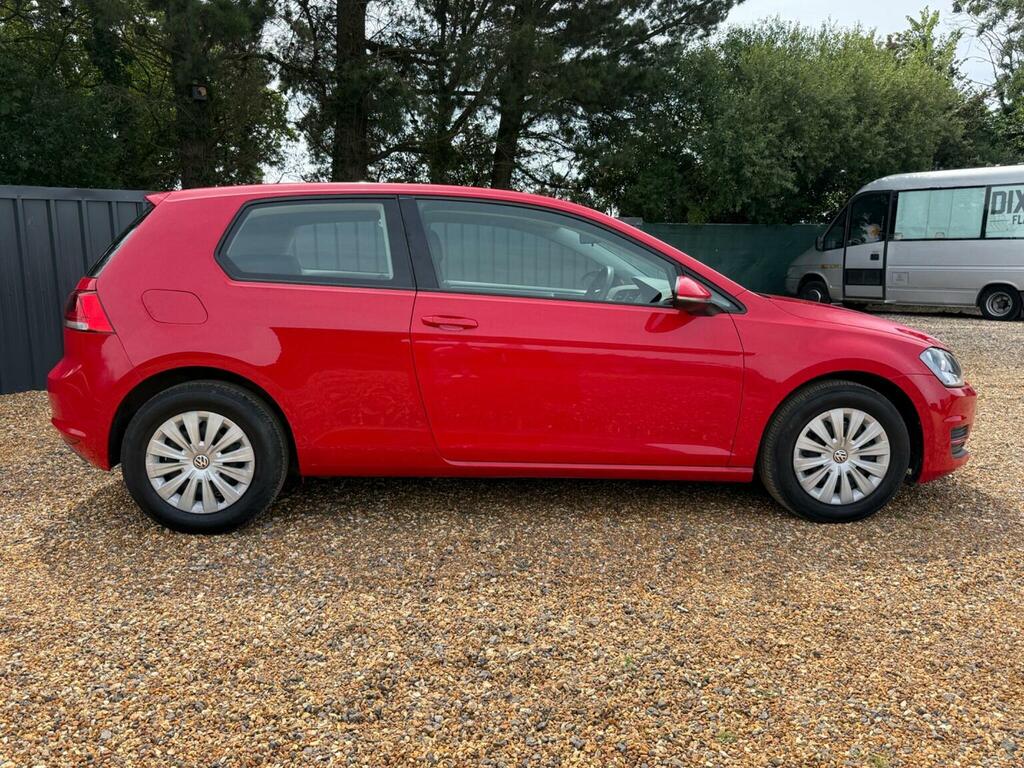 Volkswagen Golf 1.2 Tsi Bluemotion Tech S Euro 5 Ss Red #3