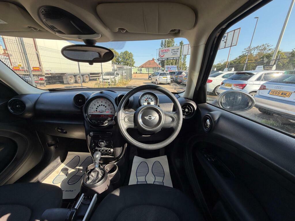 Mini Countryman Red #34
