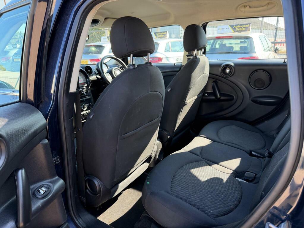 Mini Countryman Red #23