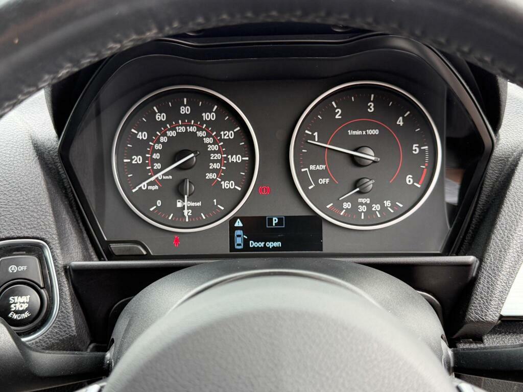 BMW 1 Series 116D Se White #41