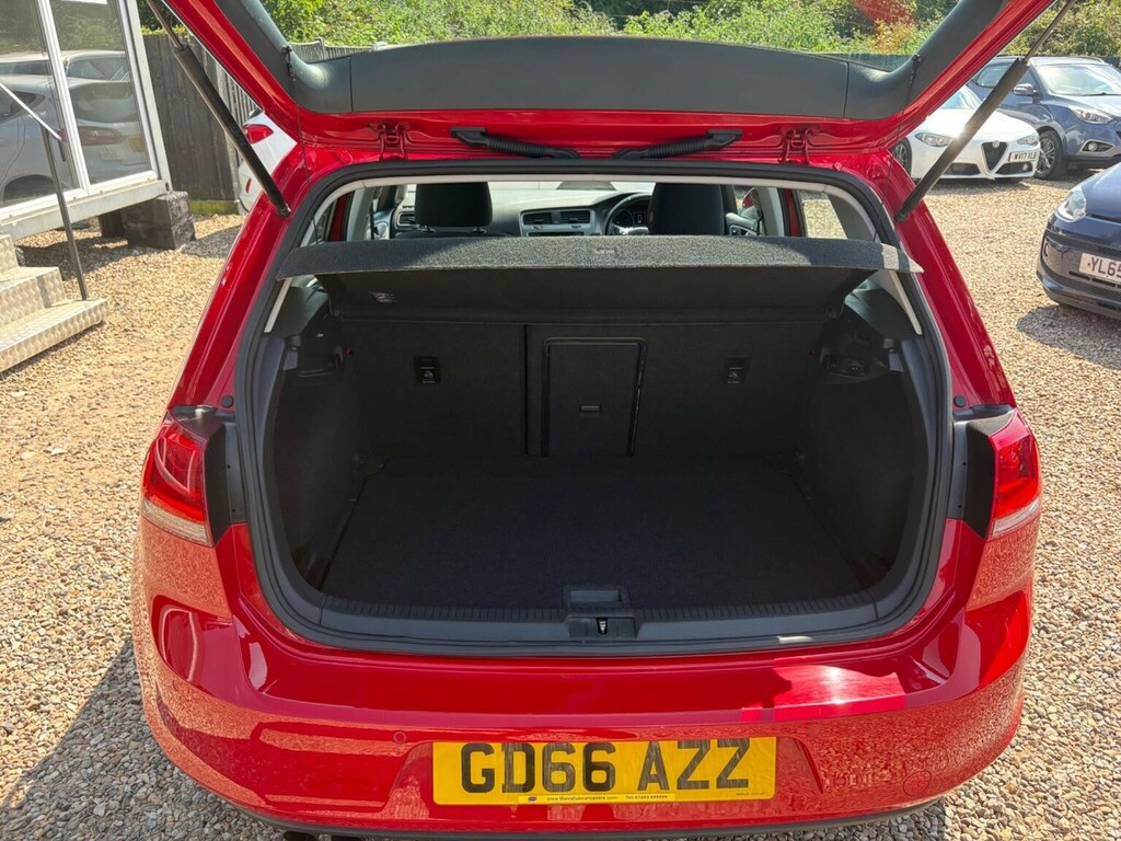 Volkswagen Golf Hatchback 1.4 Tsi Bluemotion Tech Match Edition Ds GD66AZZ Red #5