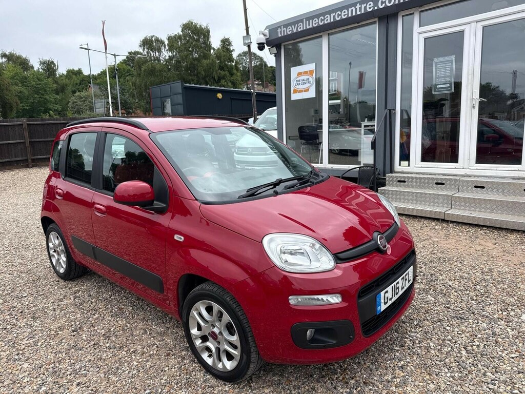 Fiat Panda Hatchback 0.9 Twinair Lounge Euro 6 Ss 201 Red