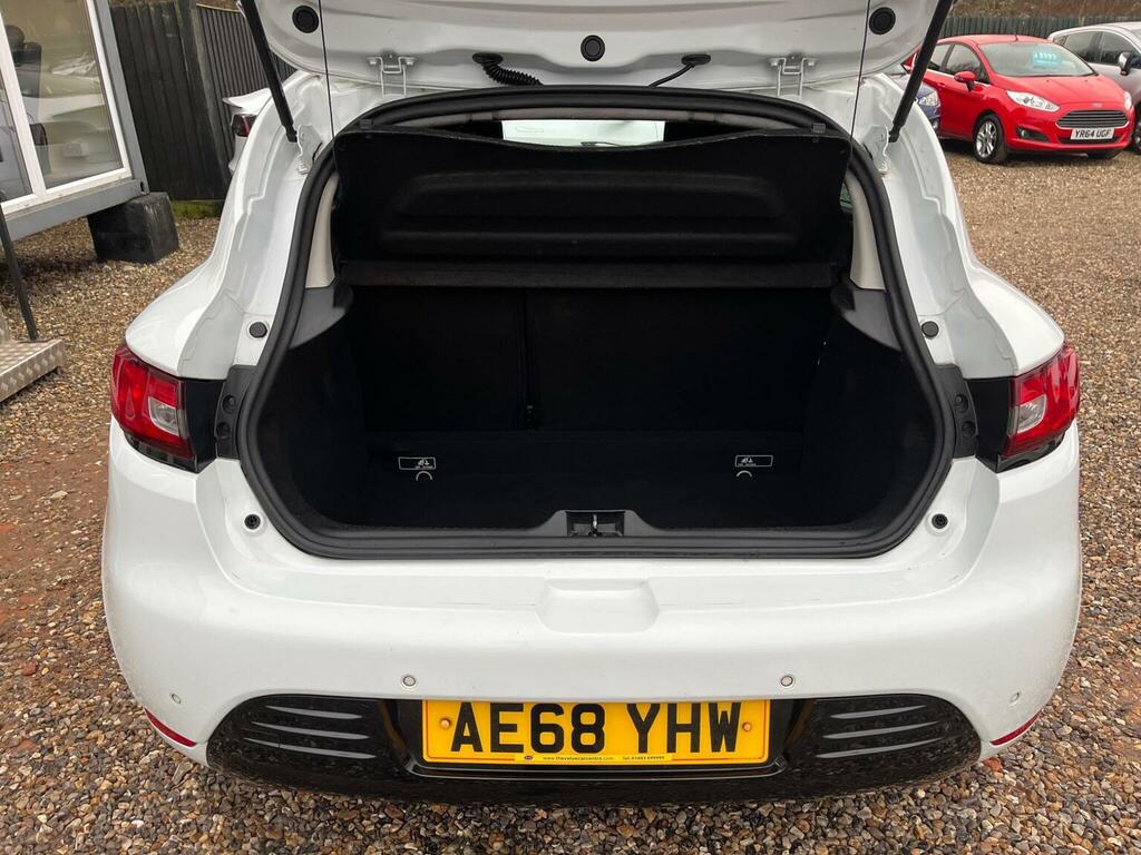 Renault Clio 0.9 Tce Iconic Euro 6 Ss White #6