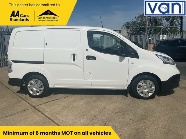 Nissan e-NV200 40Kwh Acenta Panel Van Swb Quic White #2