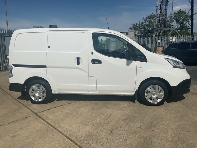 Nissan e-NV200 40Kwh Acenta Panel Van Swb Quic White #2