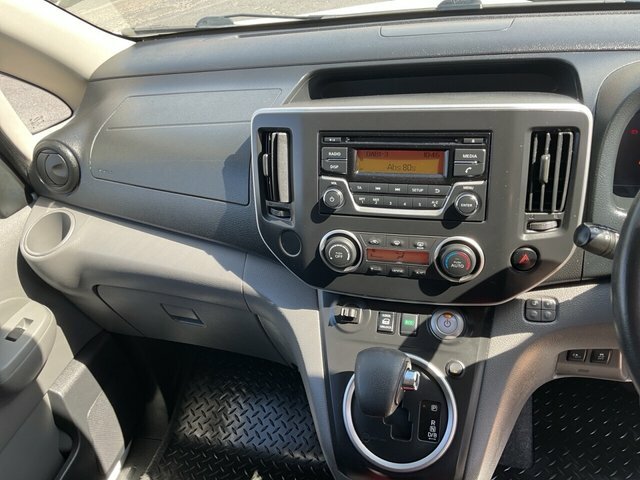 Nissan e-NV200 E-nv200 Evalia White #18