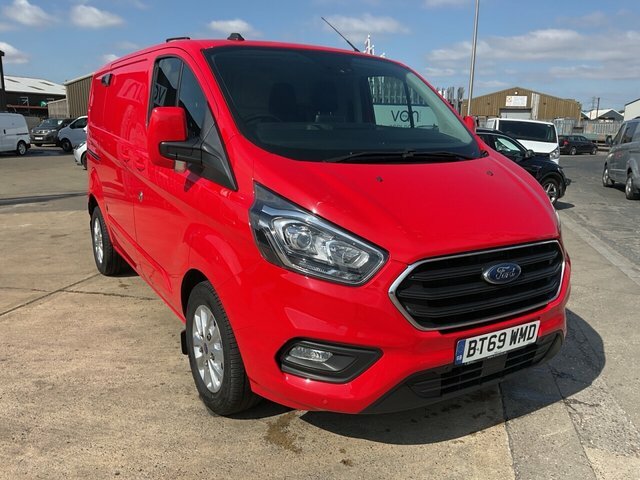 Ford Transit Custom 2.0 340 Ecoblue Limited Panel Van Manua BT69WMD Red