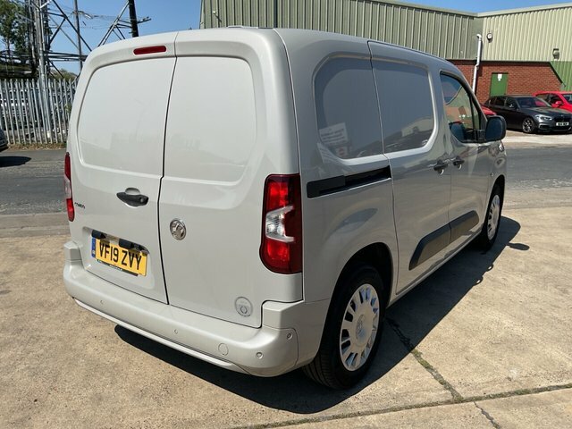 Vauxhall Combo 1.6 Turbo D 2000 Sportive Panel Van Man VF19ZVY Grey #3