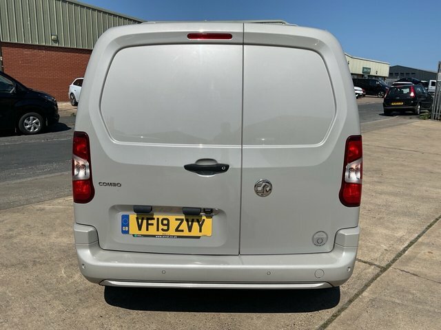 Vauxhall Combo 1.6 Turbo D 2000 Sportive Panel Van Man VF19ZVY Grey #4
