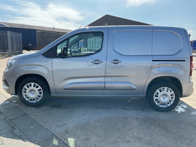 Vauxhall Combo L1h1 134 Bhp CX25OXU Grey #6