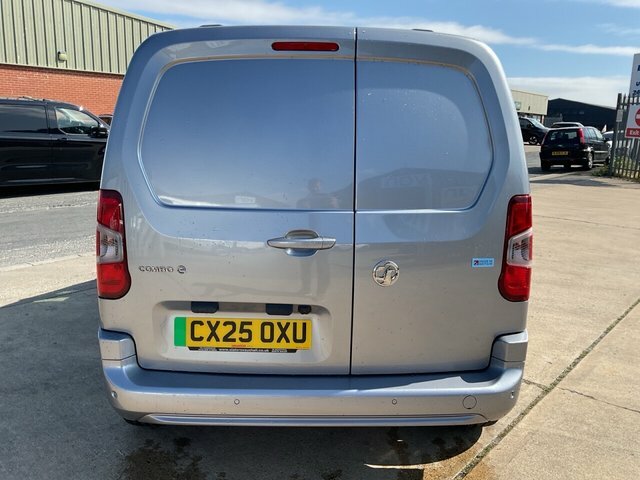 Vauxhall Combo L1h1 134 Bhp CX25OXU Grey #4