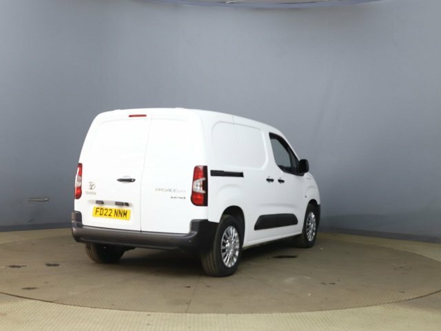 Toyota Proace City 50Kwh Icon Short Panel Van Swb White #4