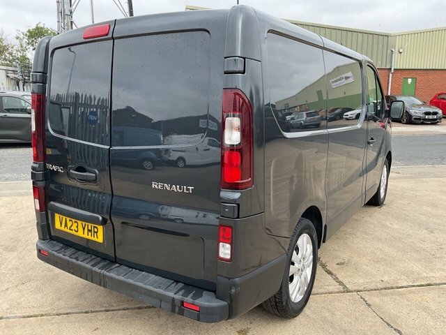 Renault Trafic 2.0 Dci Blue Sl30 Extra Panel Van Manua VA23YHR Grey #2