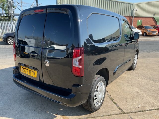 Vauxhall Combo 1.5 Turbo D 2300 Pro Panel Van L DS73RTV Black #3