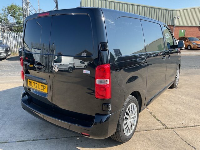 Vauxhall Vivaro 1.5 Turbo D 2700 Pro Panel Van 6Dr L DL72LCP Black #3