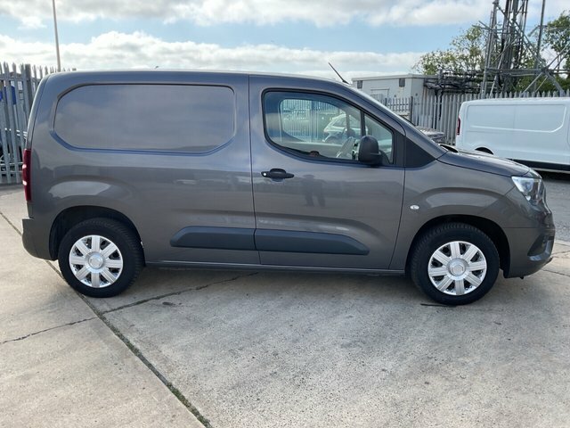 Vauxhall Combo 1.5 Turbo D 2000 Sportive Panel Van Man KV70SVN Grey #2