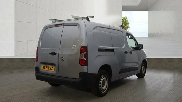 Vauxhall Combo 1.5 Turbo D 2300 Edition Panel Van Manu Grey #4