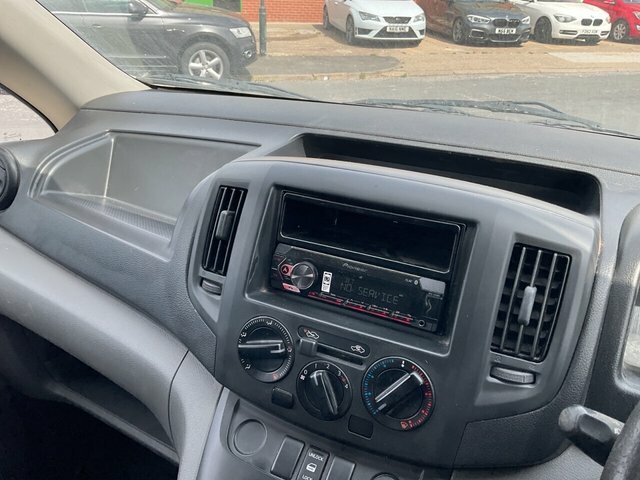 Nissan NV200 1.5 Dci 90 Acenta Panel Van Red #12