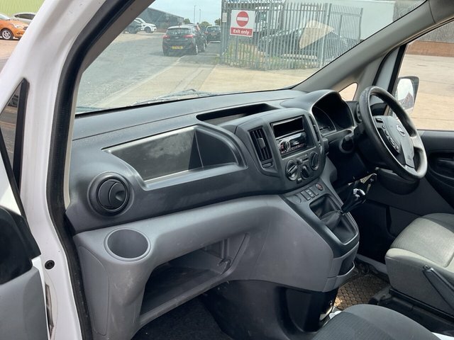 Nissan NV200 1.5 Dci 90 Acenta Panel Van Red #10