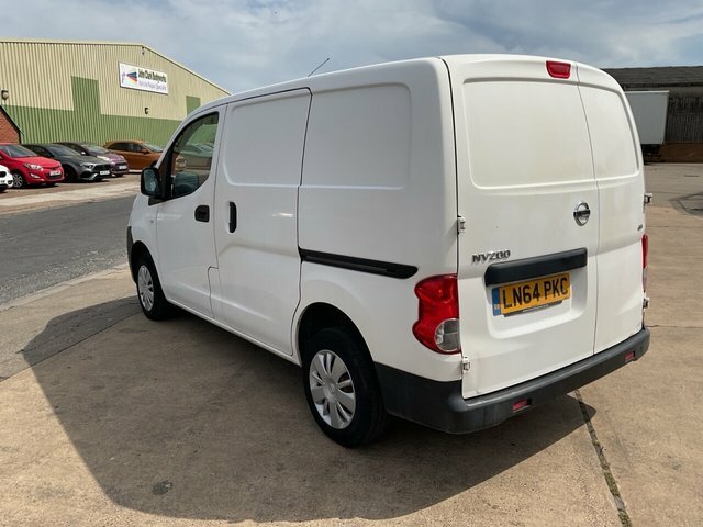 Nissan NV200 1.5 Dci Acenta Panel Van 6Dr Swb Eur White #4